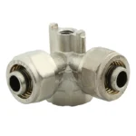 سه راه دیواری 90توپیچ 2 خار کوپلی 16×1/2×16 آتاپایپ